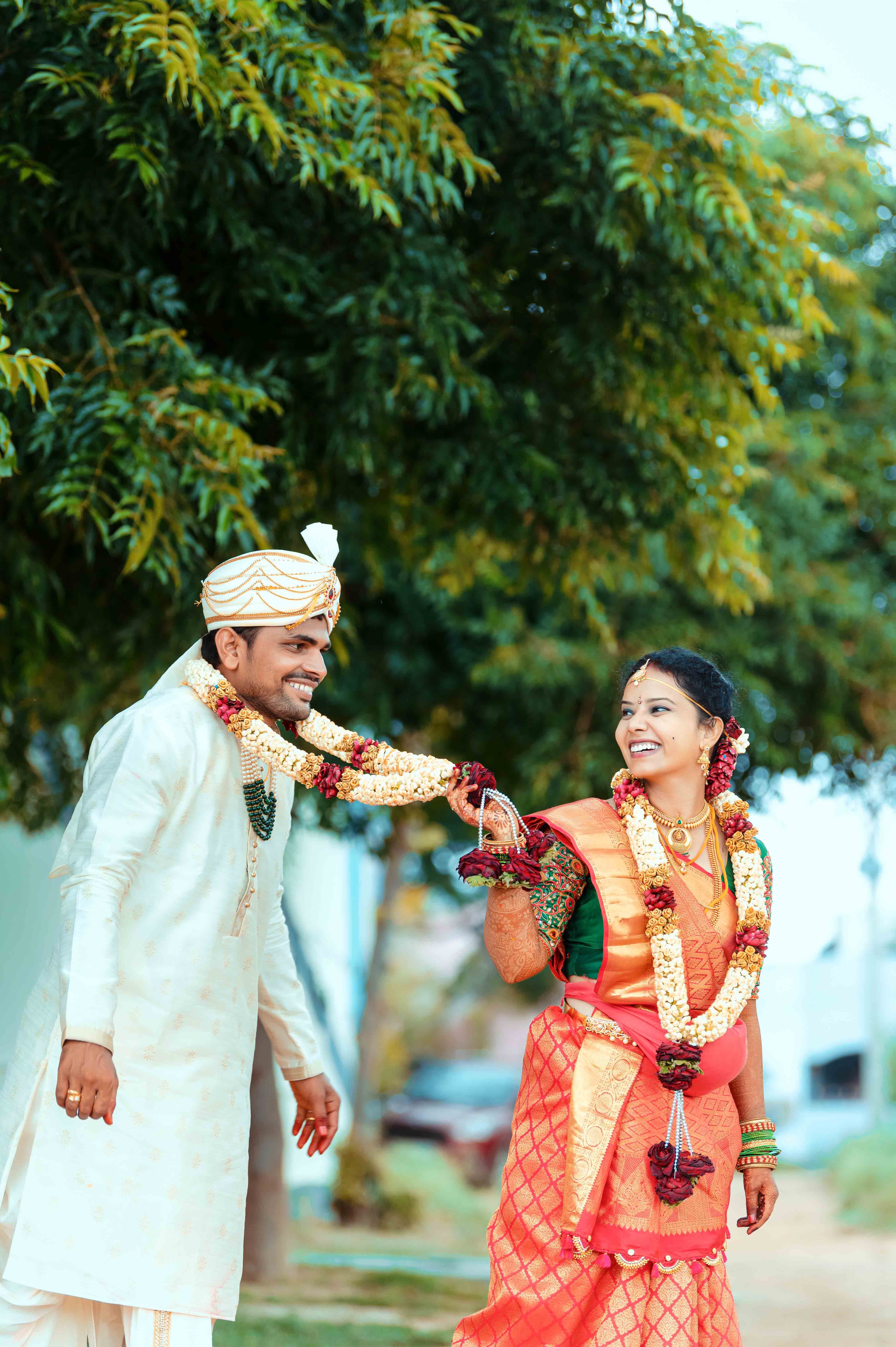 Vibrant South Indian wedding photography highlighting cultural traditions.